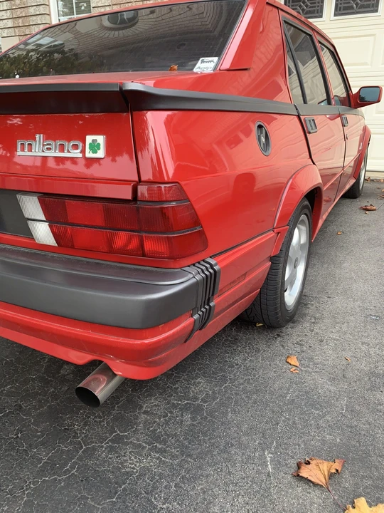 1987 Alfa Romeo 75/Milano - Image 24 of 31