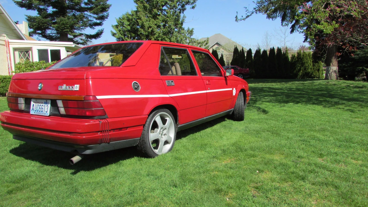 1987 Alfa Romeo 75/Milano - Image 4 of 31