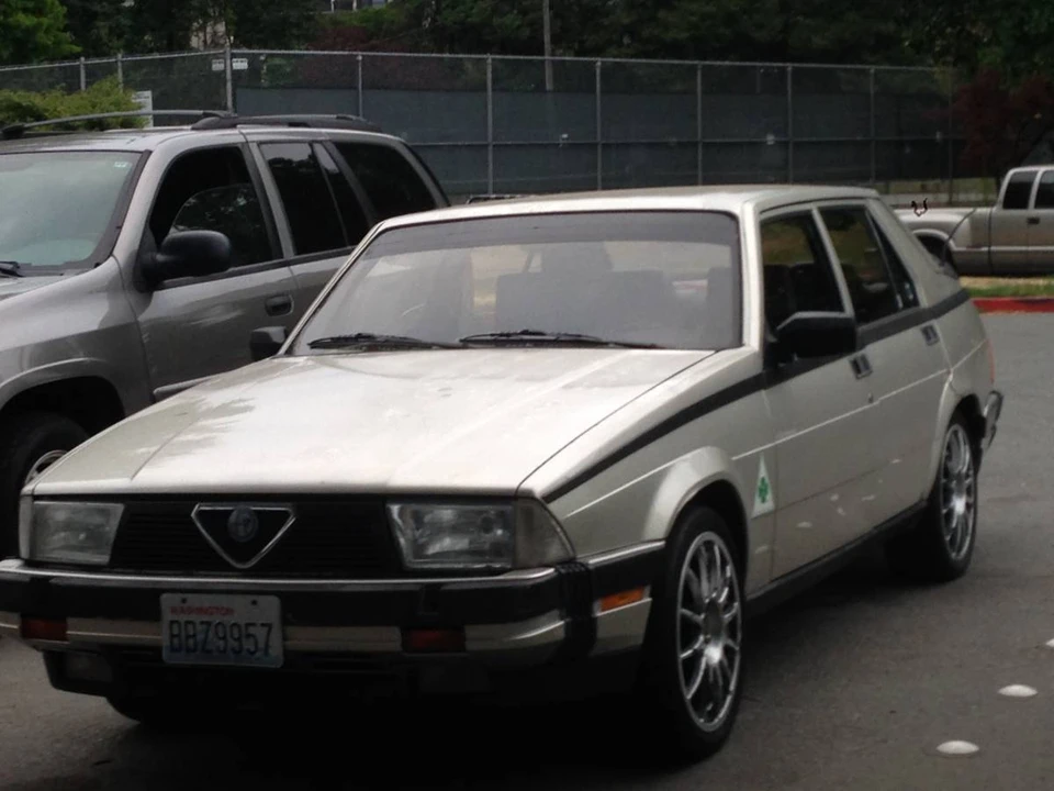 1987 Alfa Romeo 75/Milano - Image 8 of 10
