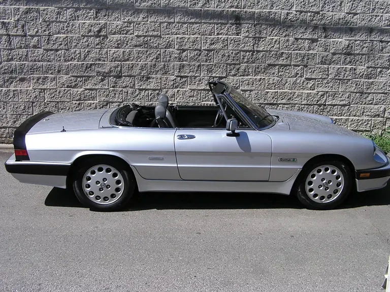 1987 Alfa Romeo 75/Milano - Image 2 of 2