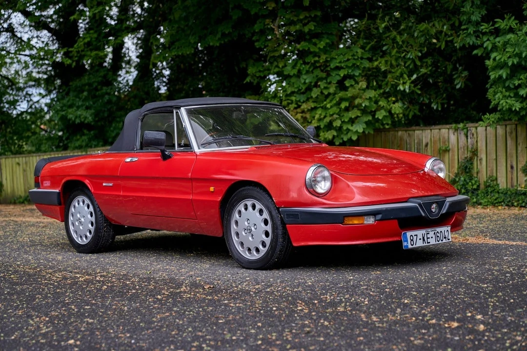 1987 Alfa Romeo 102-Series 2000 - Image 25 of 31