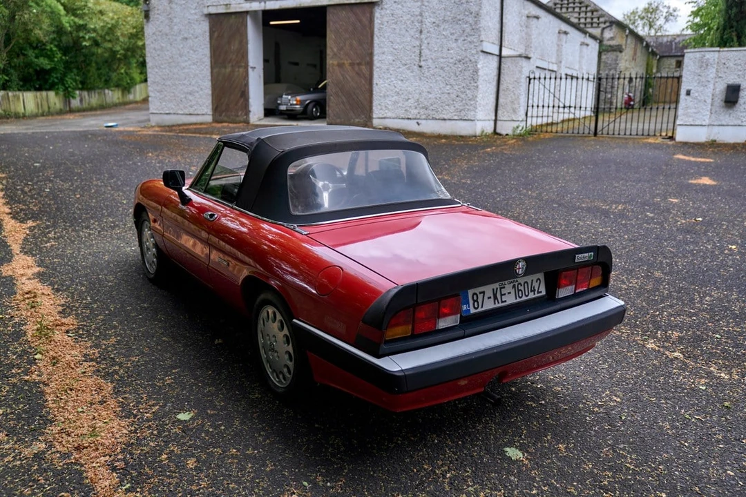 1987 Alfa Romeo 102-Series 2000 - Image 29 of 31