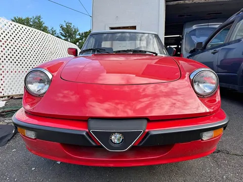 1987 Alfa Romeo Spider Convertible 2D