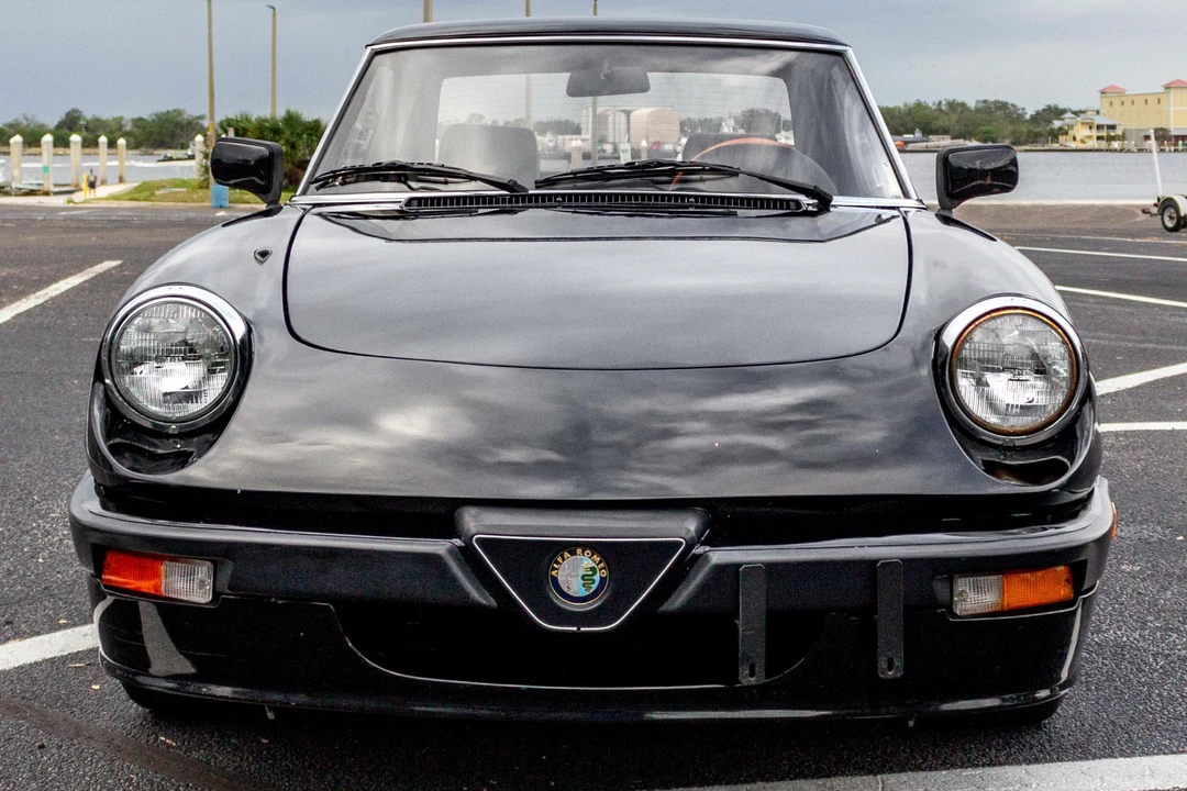 1987 Alfa Romeo Series 3 - Image 2 of 31