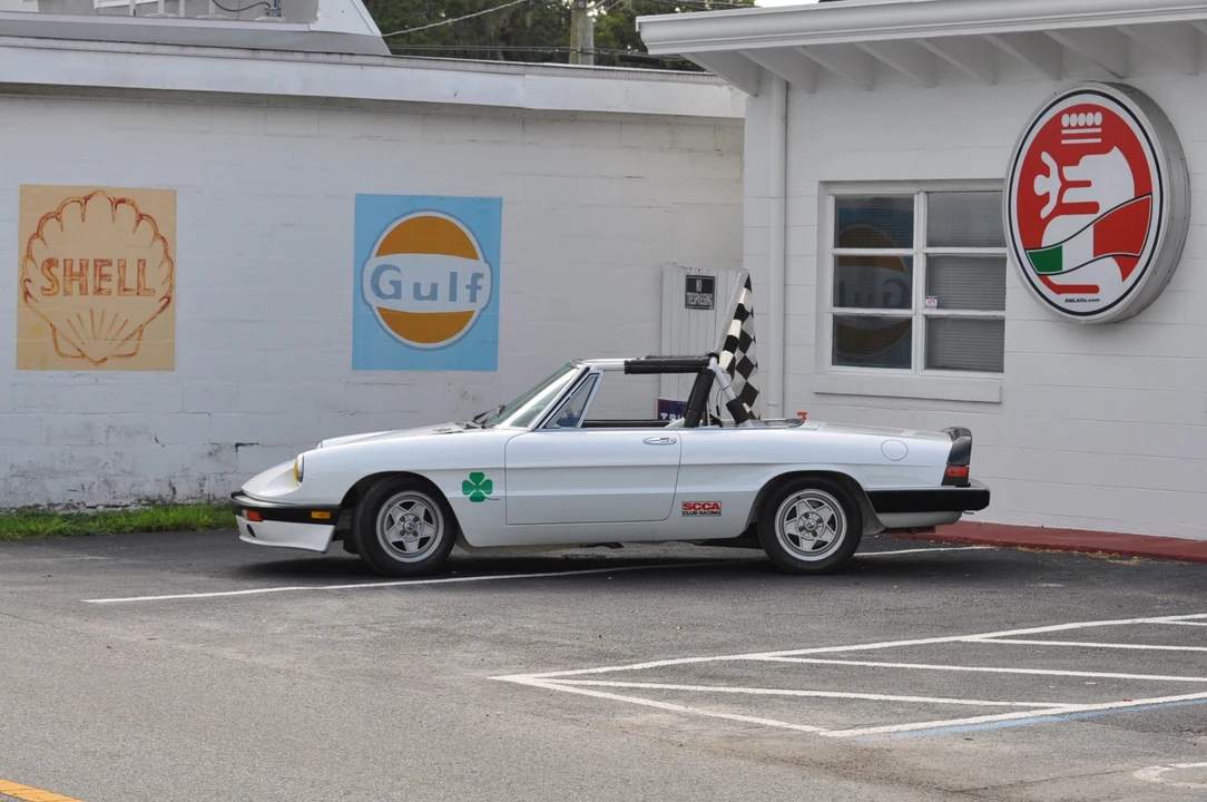 1987 Alfa Romeo Series 3 - Image 16 of 31
