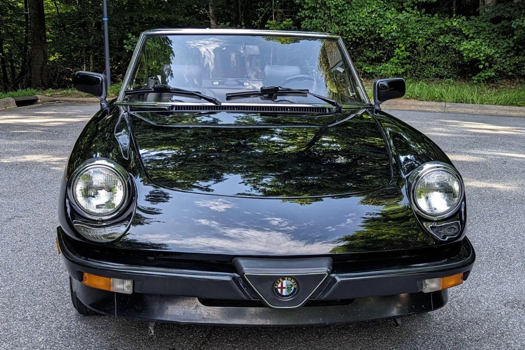 1987 Alfa Romeo Series 3 - Image 2 of 31