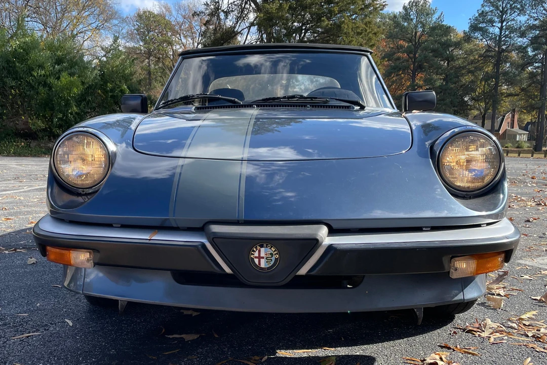 1987 Alfa Romeo Series 3 - Image 2 of 31