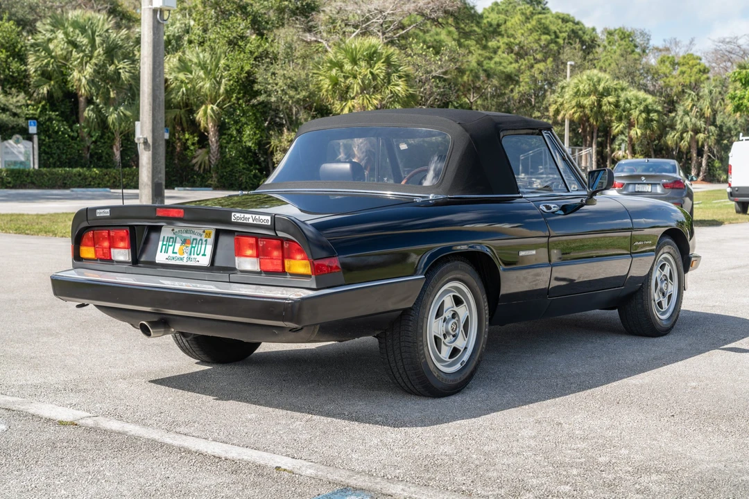 1987 Alfa Romeo Series 3 - Image 16 of 31