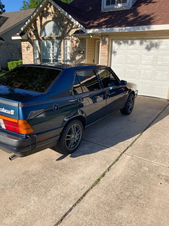 1987 Alfa Romeo 75/Milano - Image 3 of 11