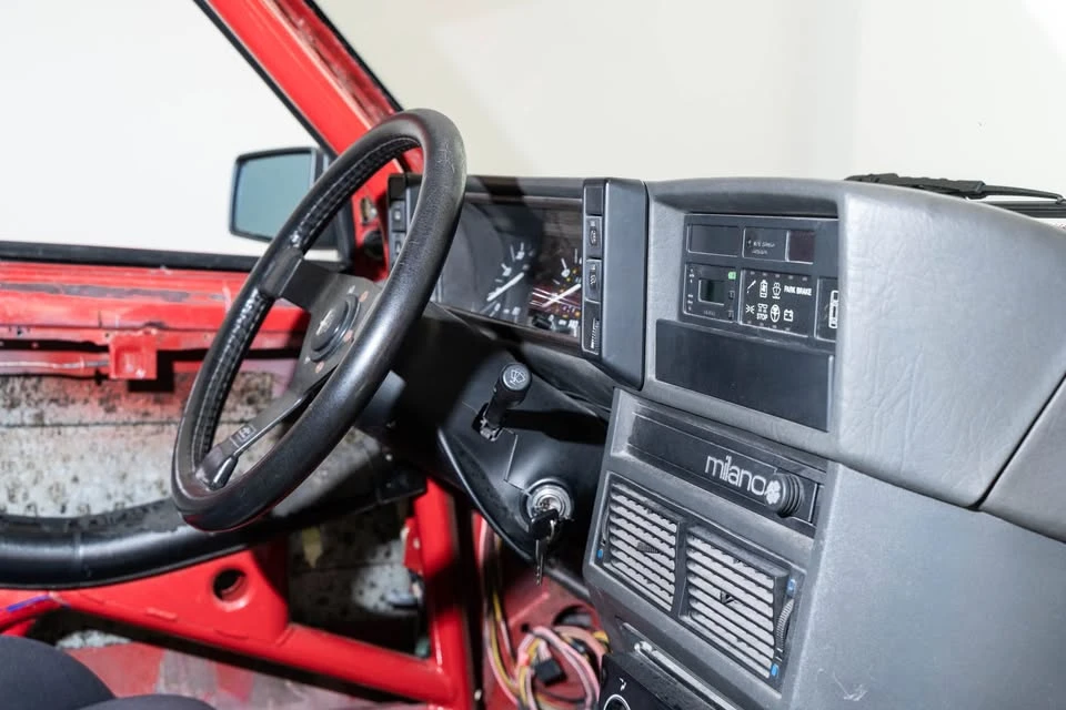 1987 Alfa Romeo 75/Milano - Image 11 of 20