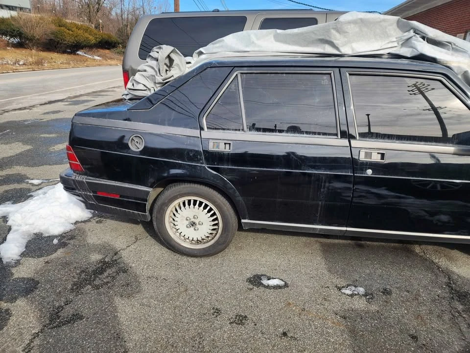 1987 Alfa Romeo 75/Milano - Image 8 of 9