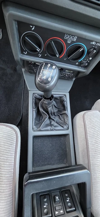1987 Alfa Romeo 75/Milano - Image 3 of 20