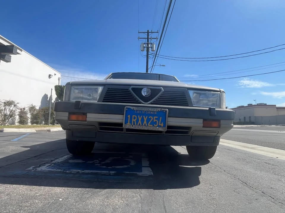 1987 Alfa Romeo 75/Milano - Image 10 of 20