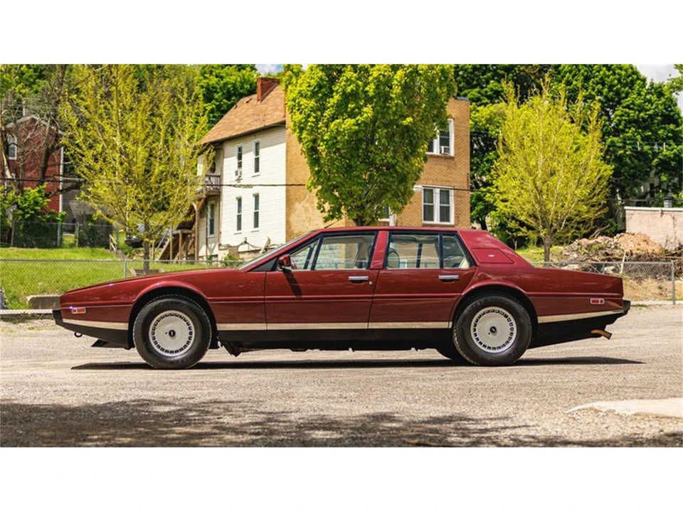 1987 Aston Martin Lagonda - Image 3 of 31