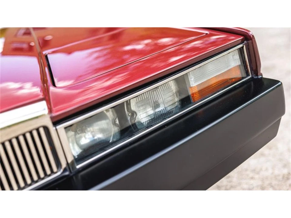 1987 Aston Martin Lagonda - Image 29 of 31
