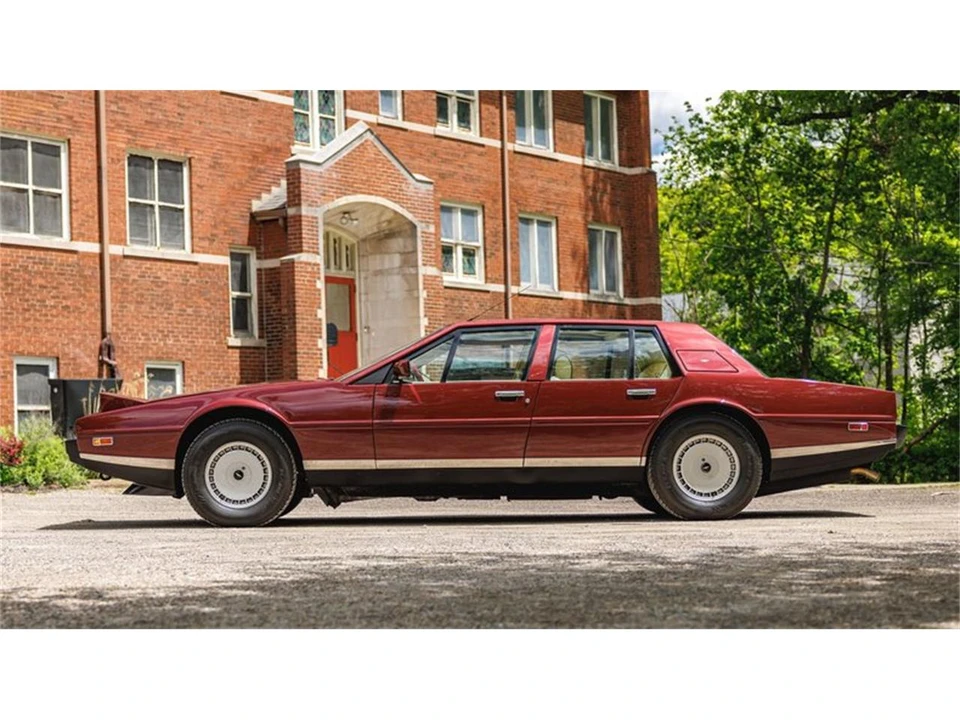 1987 Aston Martin Lagonda - Image 19 of 31