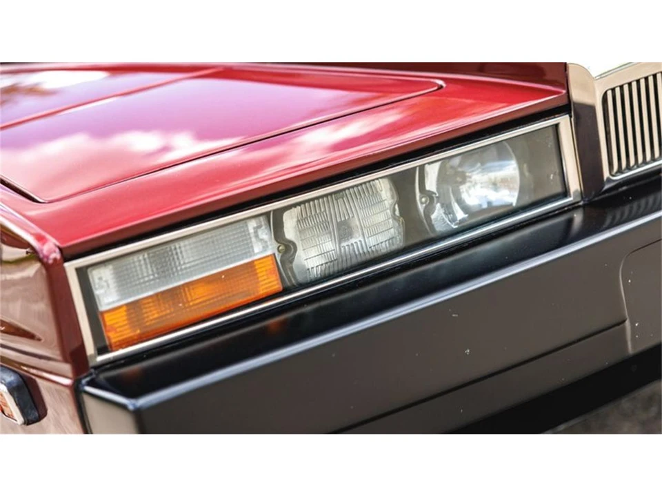 1987 Aston Martin Lagonda - Image 25 of 31