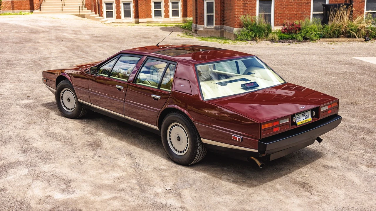 1987 Aston Martin Lagonda - Image 19 of 31