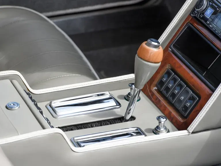 1987 Aston Martin Lagonda - Image 14 of 24