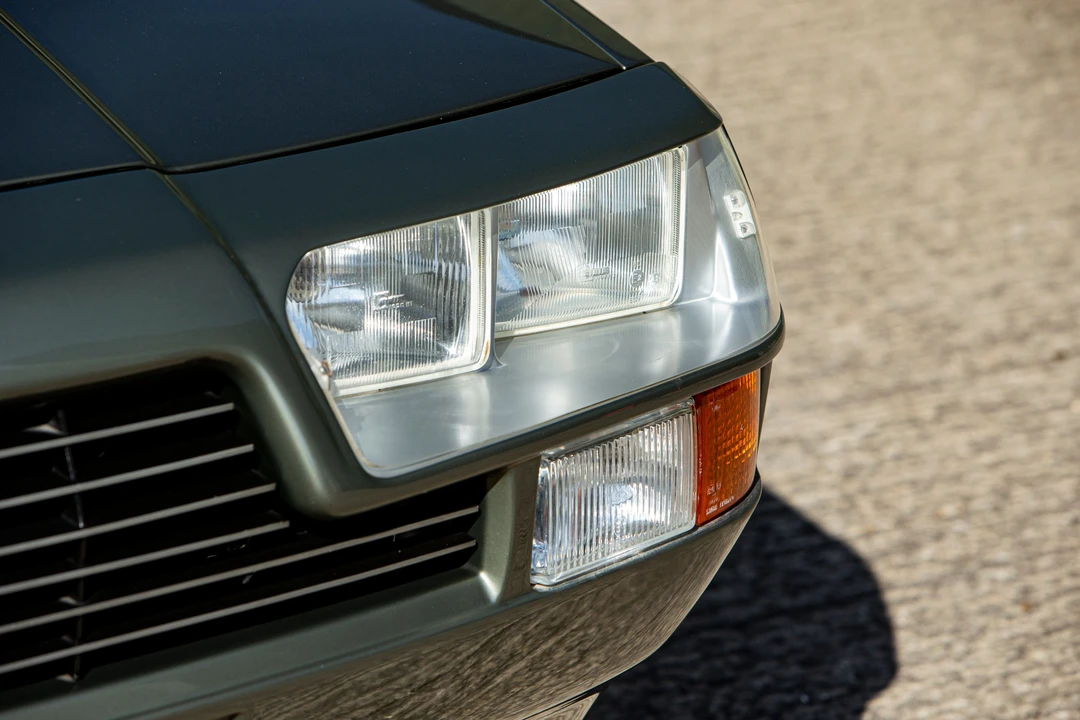 1987 Aston Martin V8 Zagato - Image 24 of 30