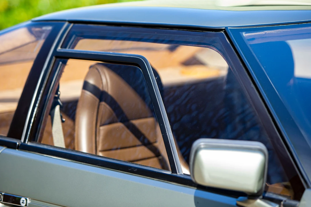 1987 Aston Martin V8 Zagato - Image 26 of 30