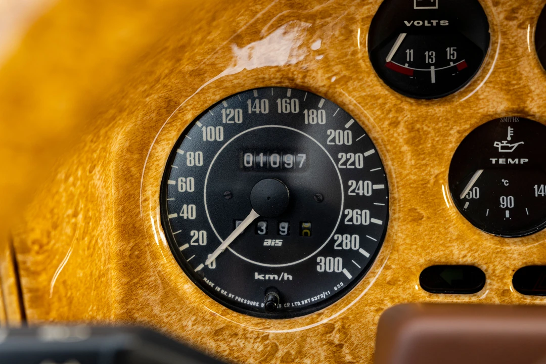1987 Aston Martin V8 Zagato - Image 13 of 30