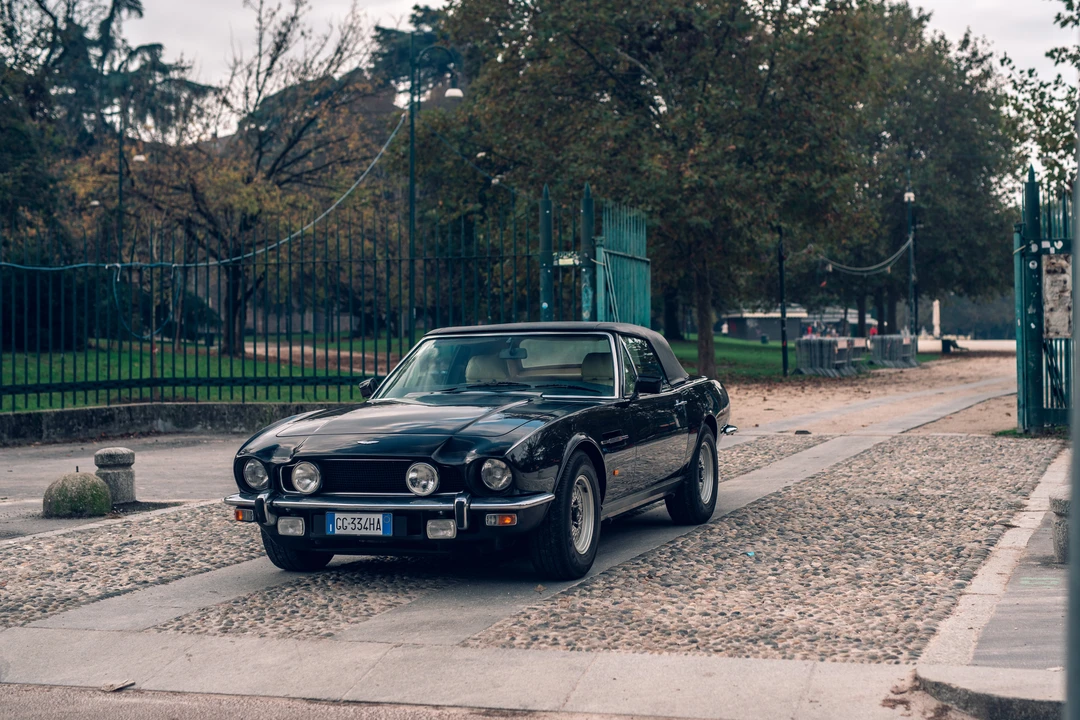 1987 Aston Martin DBS V8 & V8 & V8 Vantage - Image 10 of 31