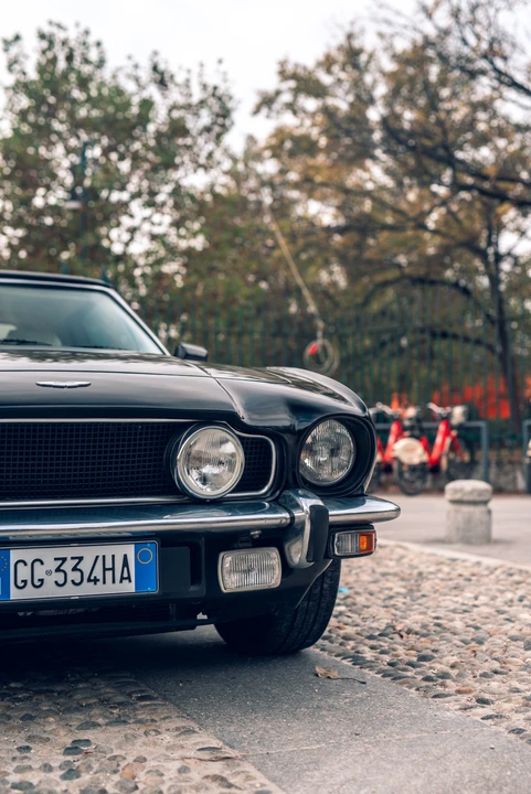 1987 Aston Martin DBS V8 & V8 & V8 Vantage - Image 21 of 31