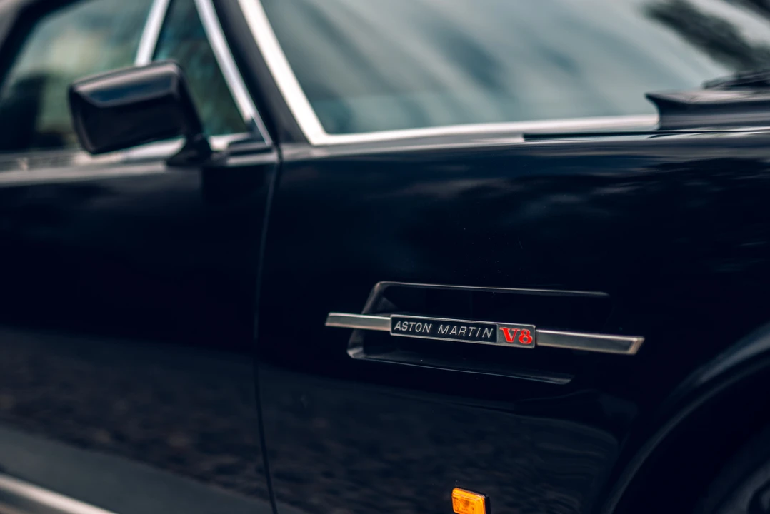 1987 Aston Martin DBS V8 & V8 & V8 Vantage - Image 23 of 31
