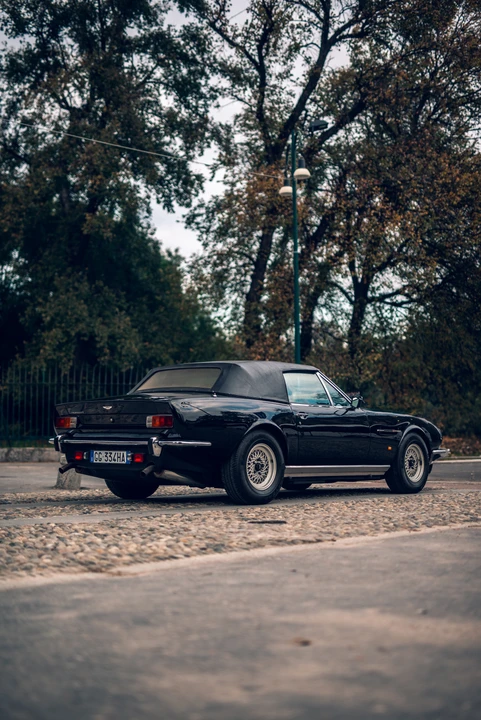 1987 Aston Martin DBS V8 & V8 & V8 Vantage - Image 28 of 31