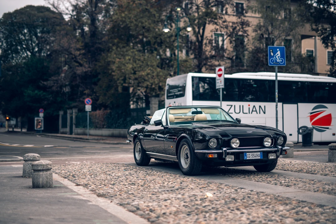 1987 Aston Martin DBS V8 & V8 & V8 Vantage - Image 12 of 31