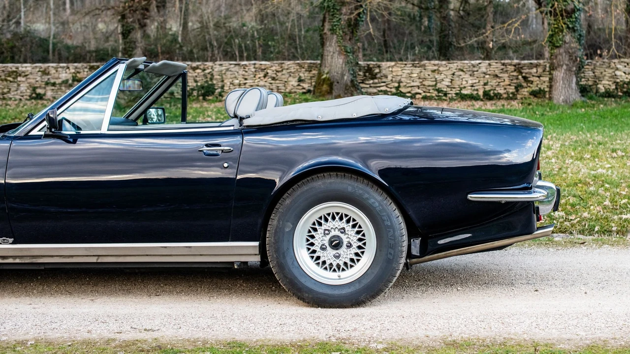 1987 Aston Martin DBS V8 & V8 & V8 Vantage - Image 19 of 31