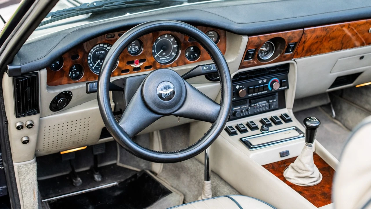 1987 Aston Martin DBS V8 & V8 & V8 Vantage - Image 7 of 31