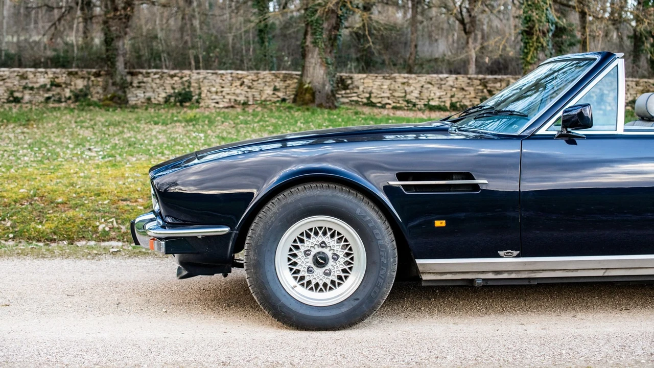 1987 Aston Martin DBS V8 & V8 & V8 Vantage - Image 18 of 31