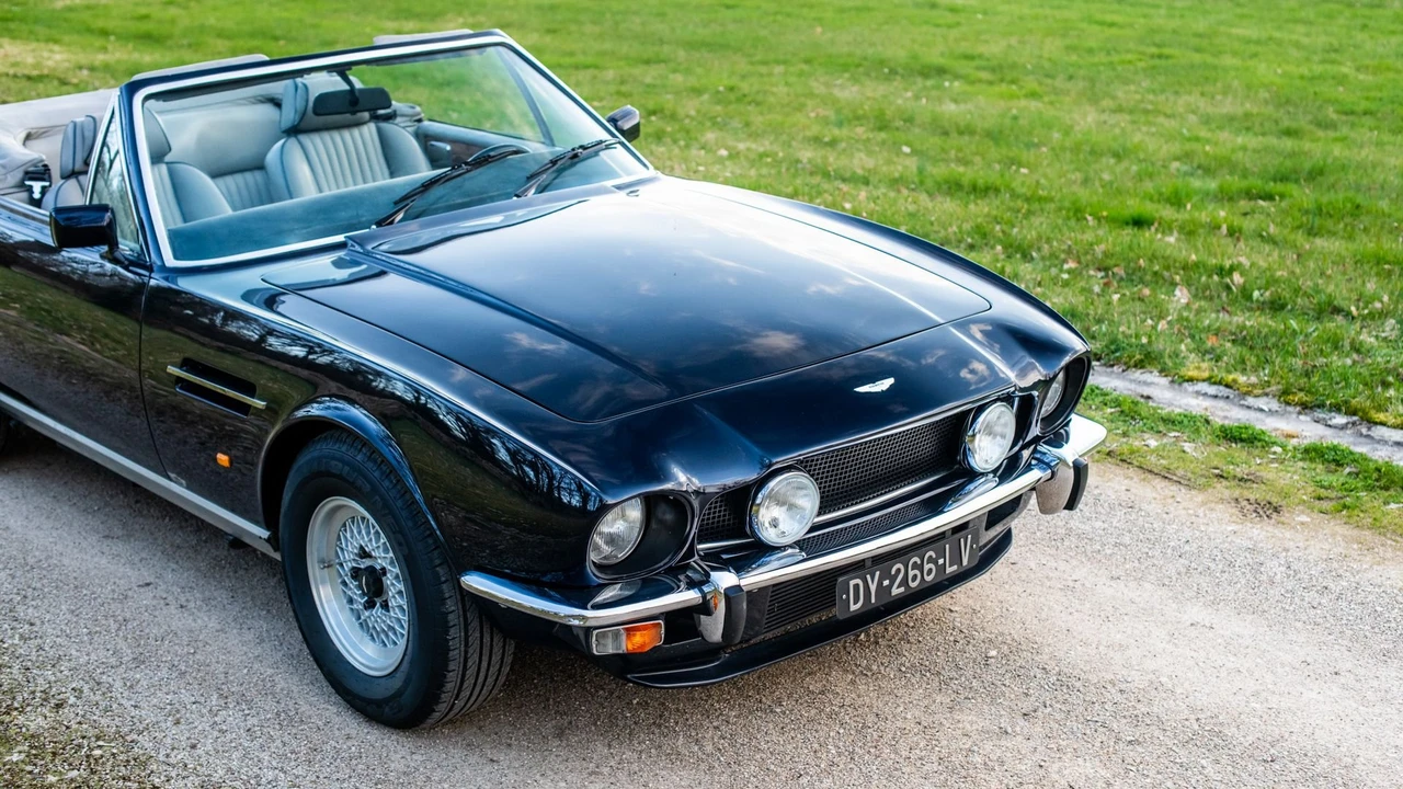 1987 Aston Martin DBS V8 & V8 & V8 Vantage - Image 21 of 31