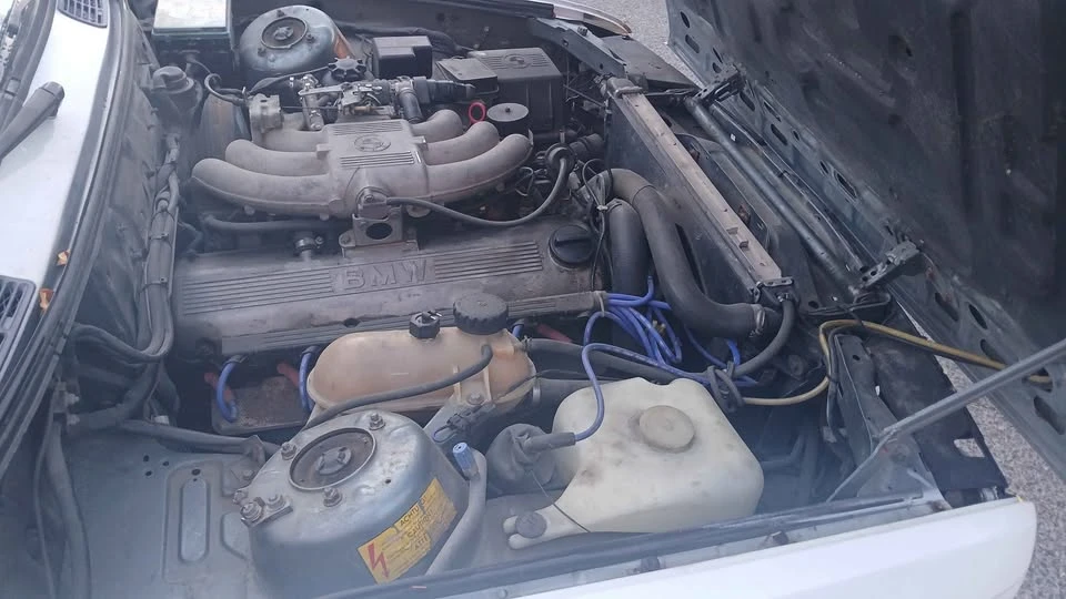 1987 BMW E30 3 Series - Image 9 of 10