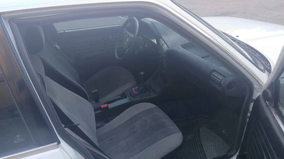 1987 BMW E30 3 Series - Image 7 of 10