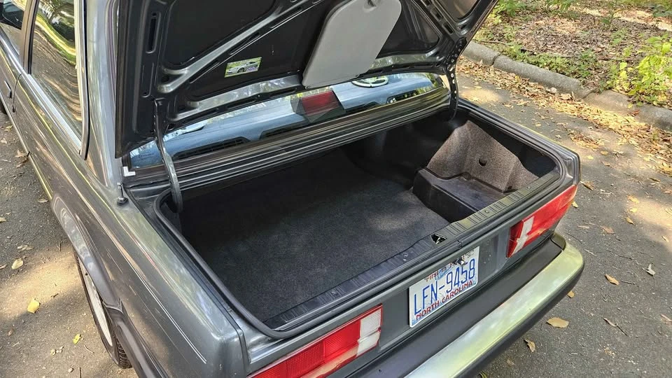 1987 BMW E30 3 Series - Image 9 of 10