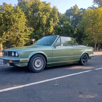 1987 BMW 3 Series 325i Convertible 2D