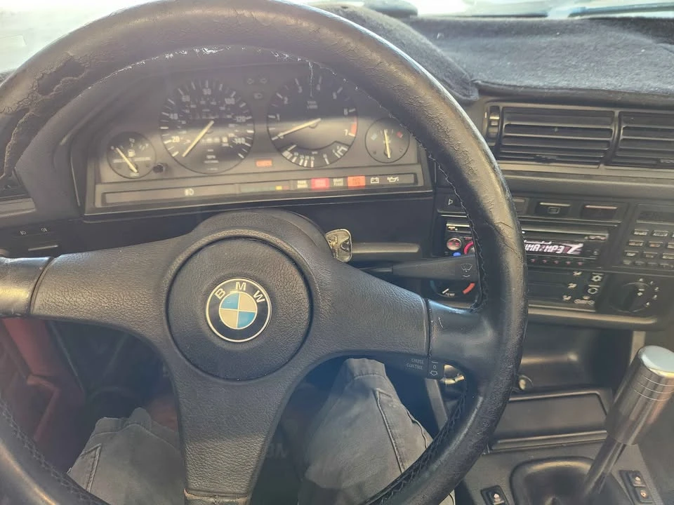 1987 BMW E30 3 Series - Image 18 of 19