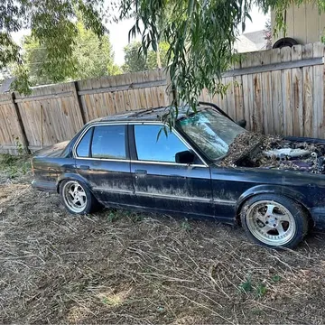 1987 BMW 3 Series 325i Sedan
