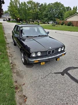1987 BMW 3 Series 325i Sedan 4D