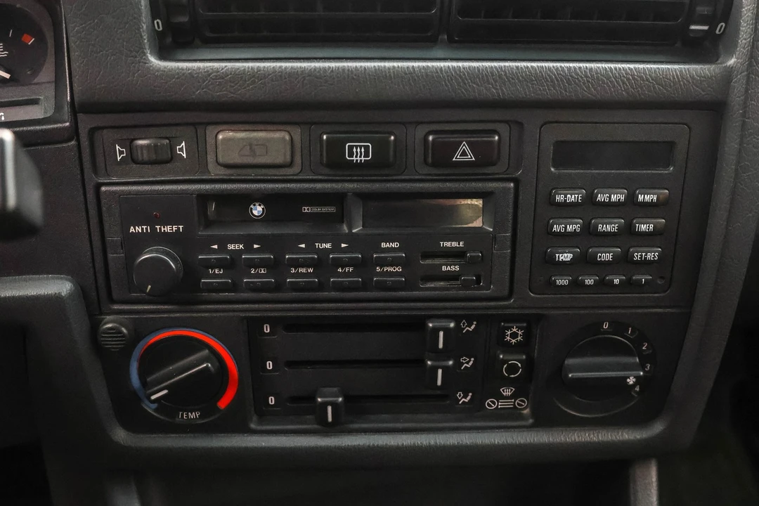 1987 BMW E30 3 Series - Image 11 of 21
