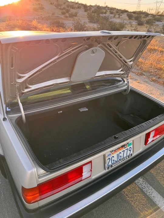 1987 BMW E30 3 Series - Image 8 of 20