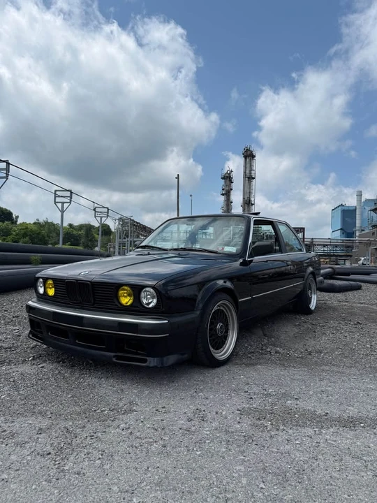 1987 BMW E30 3 Series - Image 3 of 9