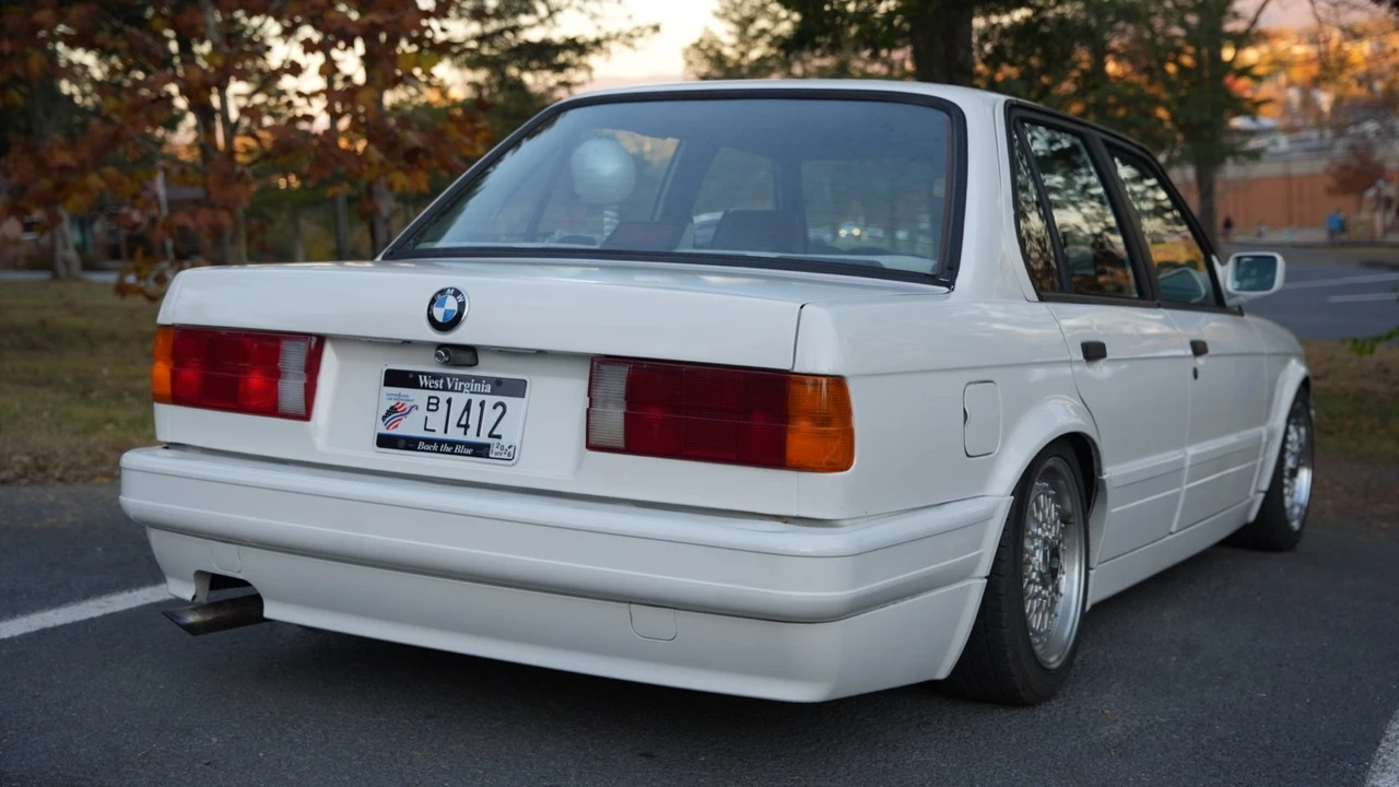 1987 BMW E30 3 Series - Image 3 of 18