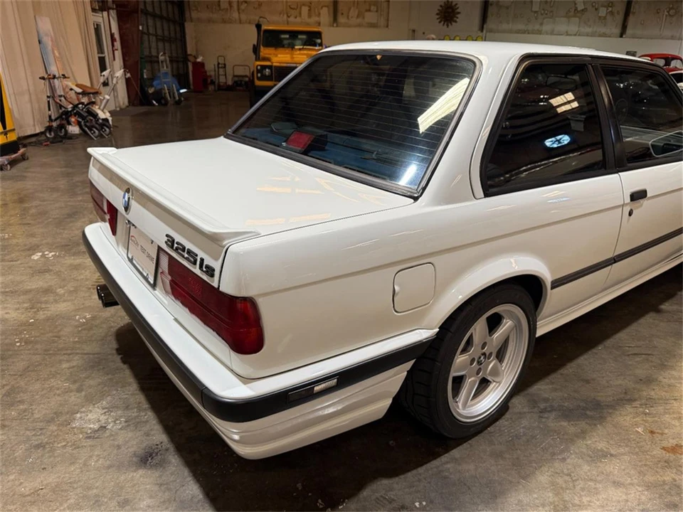 1987 BMW E30 3 Series - Image 17 of 31