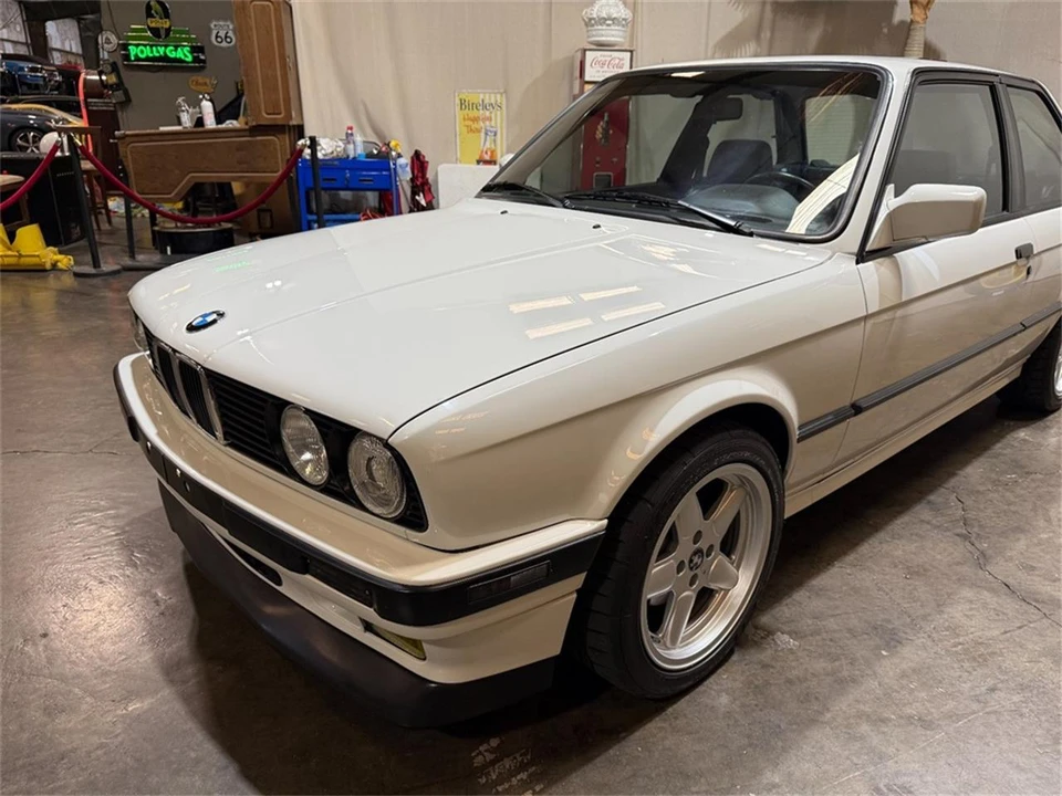 1987 BMW E30 3 Series - Image 2 of 31