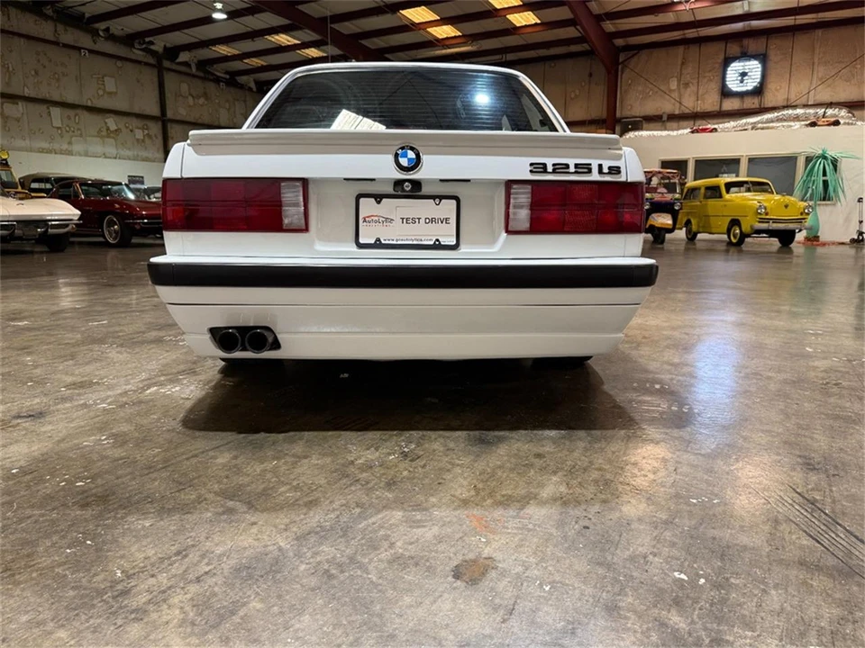 1987 BMW E30 3 Series - Image 14 of 31