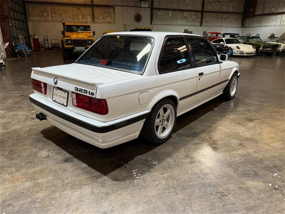 1987 BMW E30 3 Series - Image 18 of 31